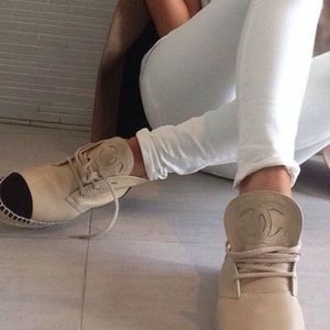 CHANEL Two-Tone Espadrilles in Cream and Black